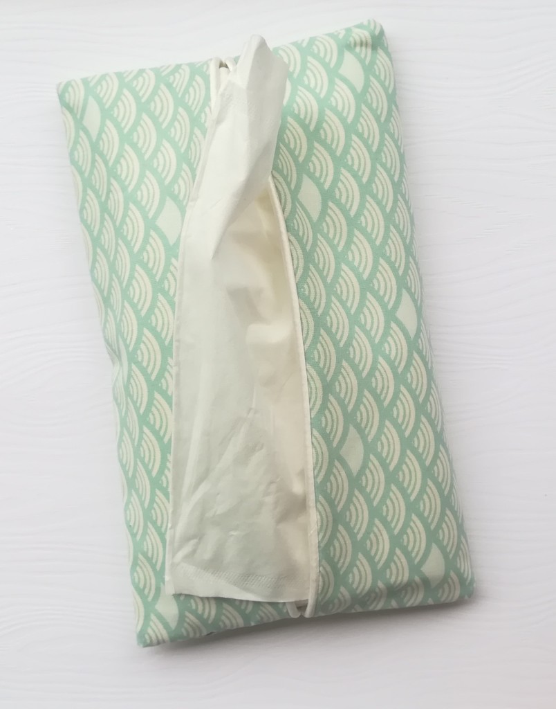 Distributeur de mouchoirs en tissu